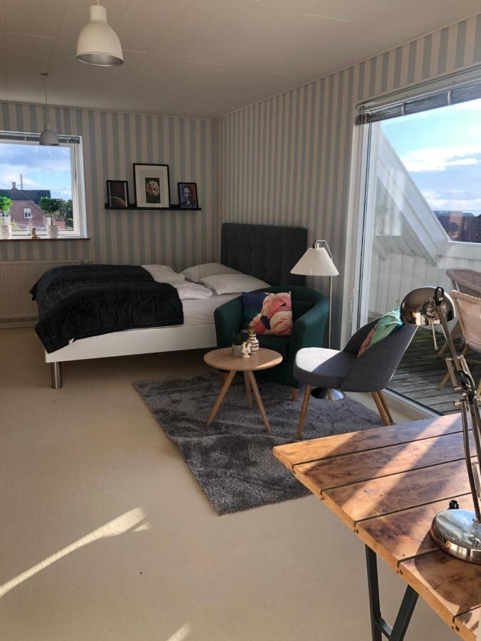 아센스 Dejligt Vaerelse Med Eget Bad Og Havudsigt 아파트 외부 사진